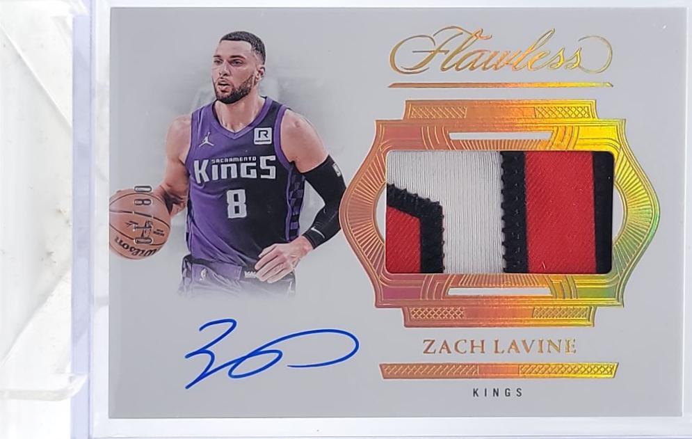 Zach LaVine [Gold] #15