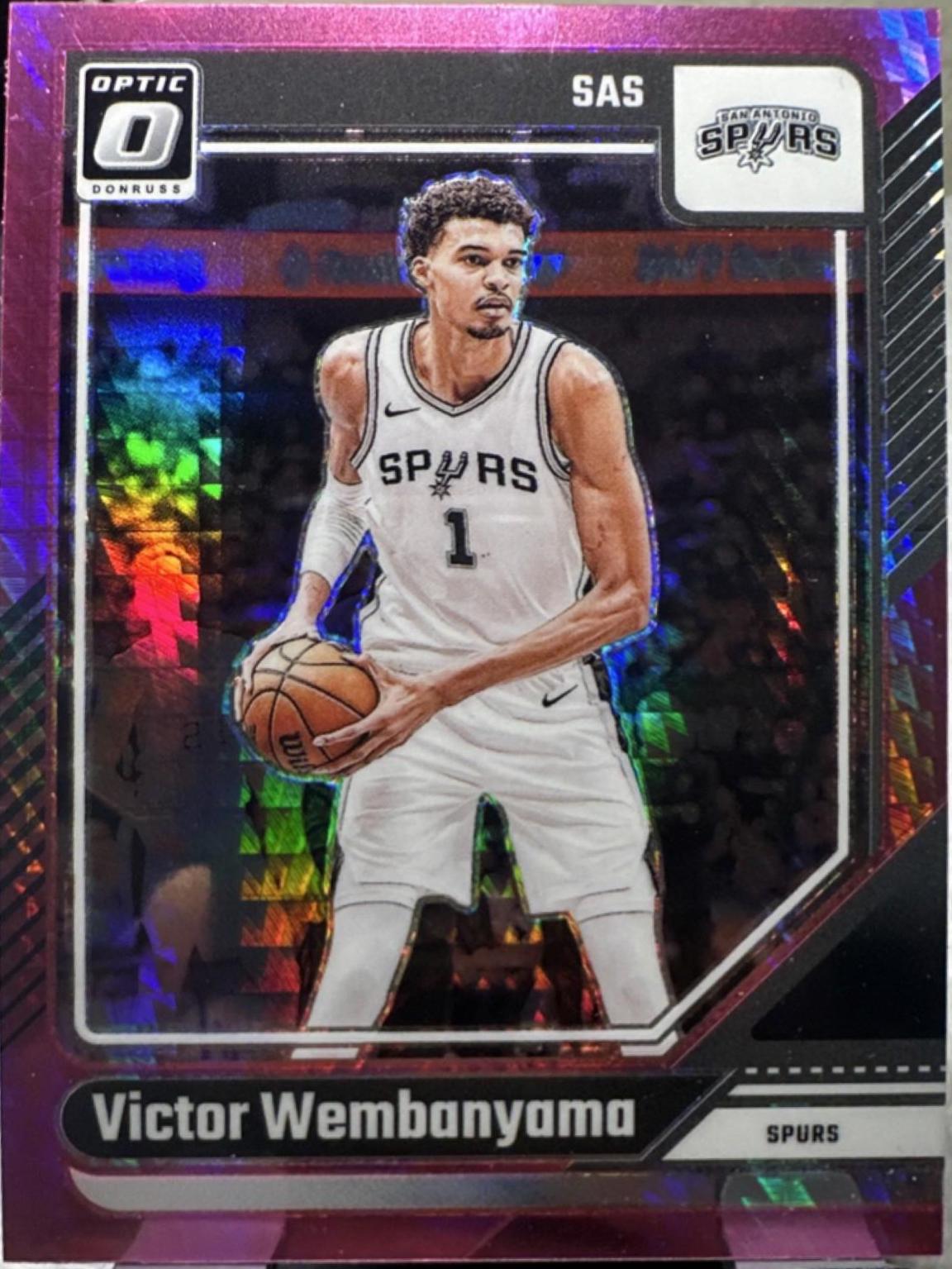 Victor Wembanyama [Purple Hyper] #225