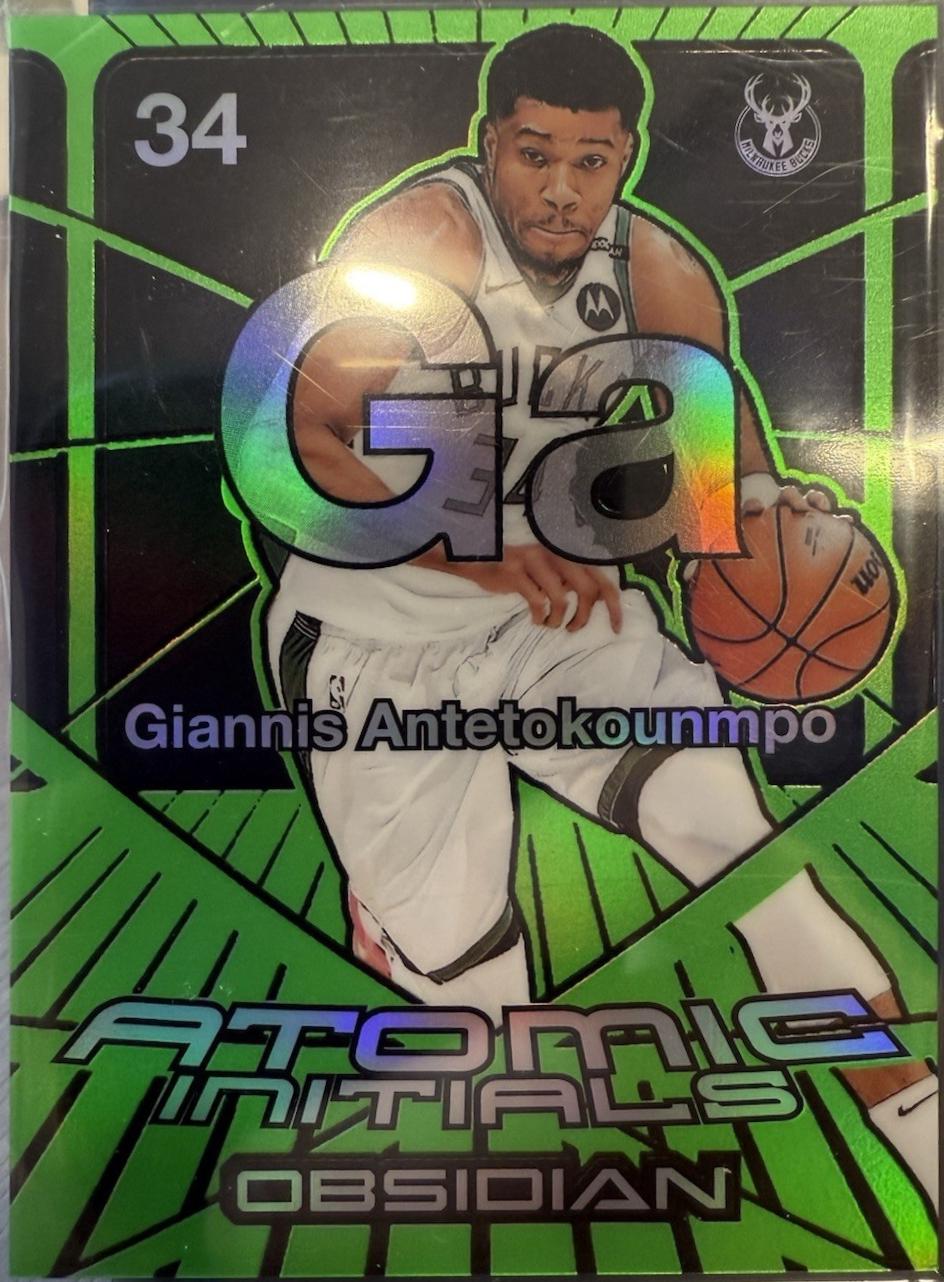 Giannis Antetokounmpo [Electric Etch Green Flood] #12