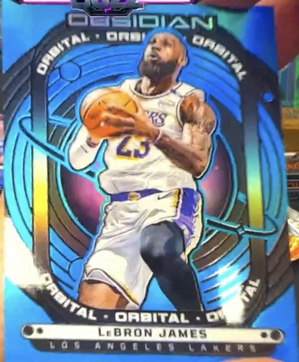 LeBron James [Electric Etch Blue Flood] #16