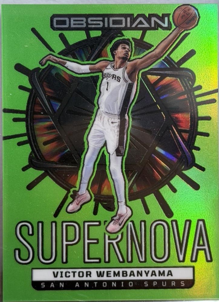 Victor Wembanyama [Electric Etch Green Flood] #7