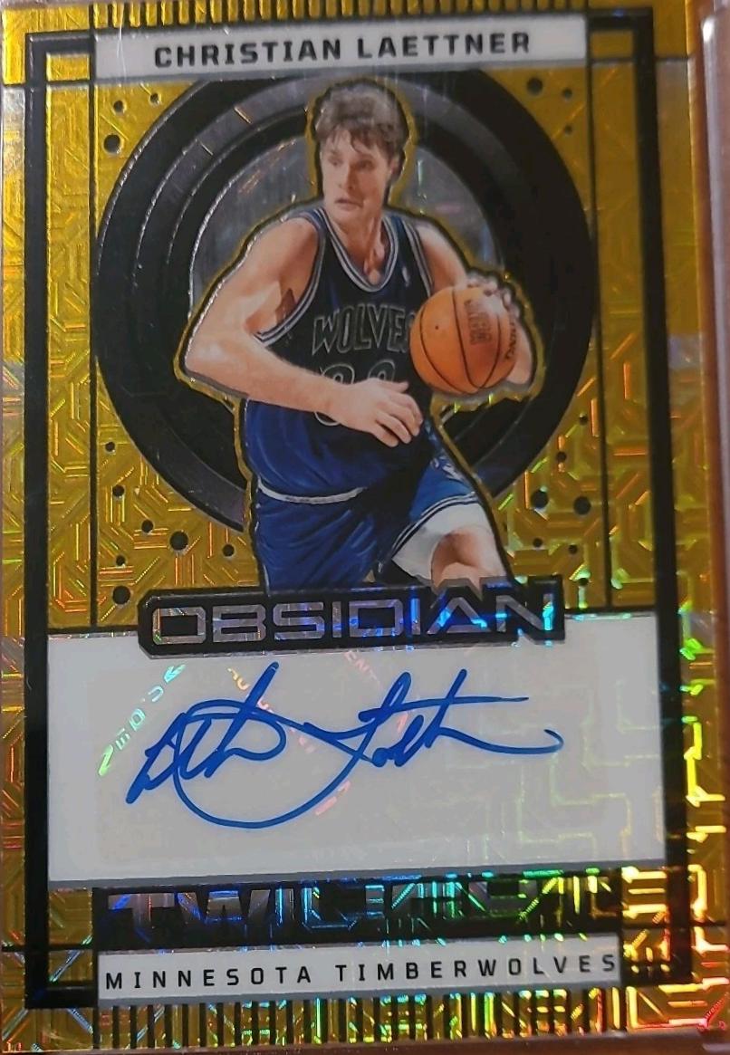 Christian Laettner [Electric Etch Gold Flood] #TS-CLM