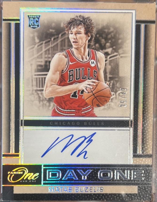 Matas Buzelis [Gold] #22