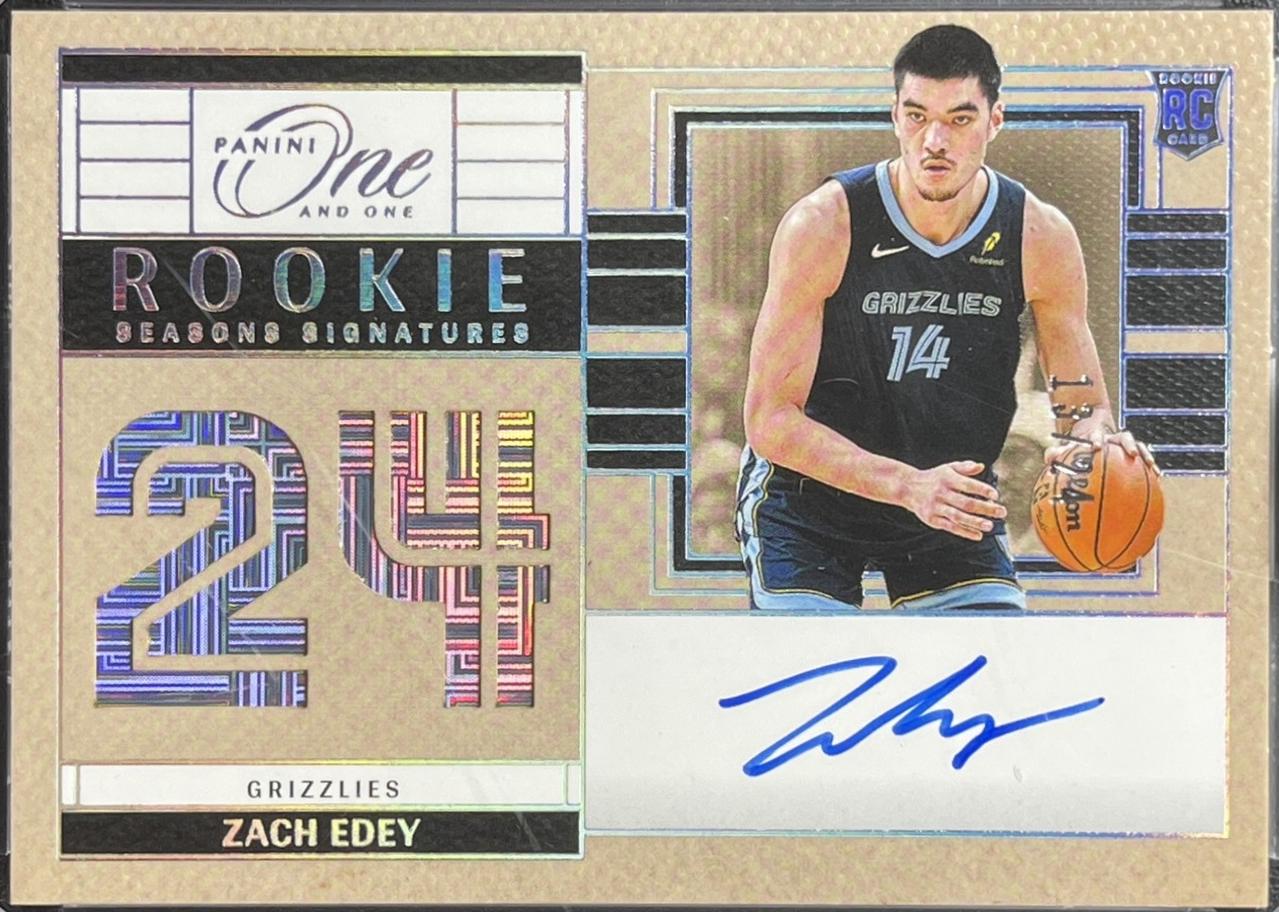 Zach Edey #17