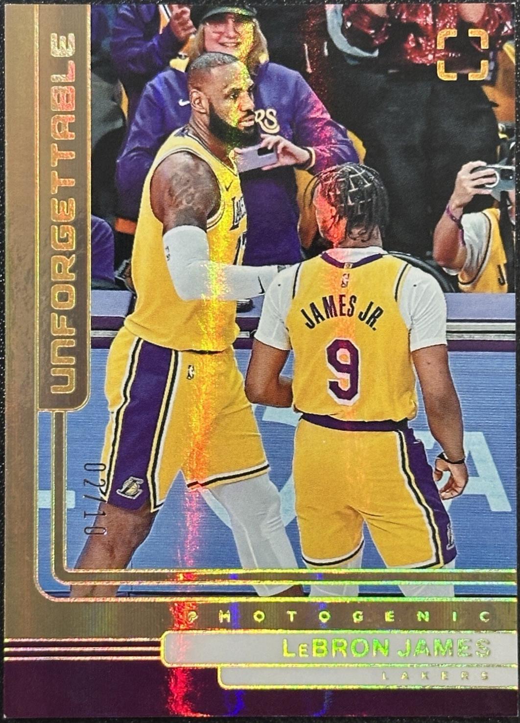 LeBron James [Gold] #3