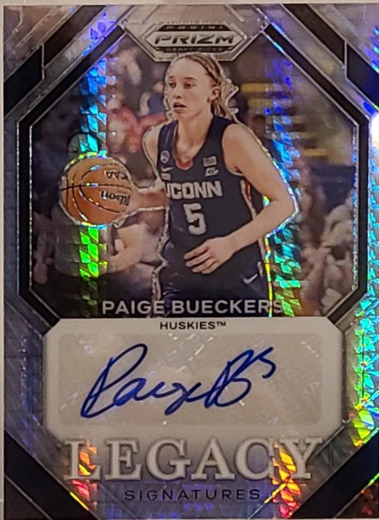 Paige Bueckers [Hyper] #24