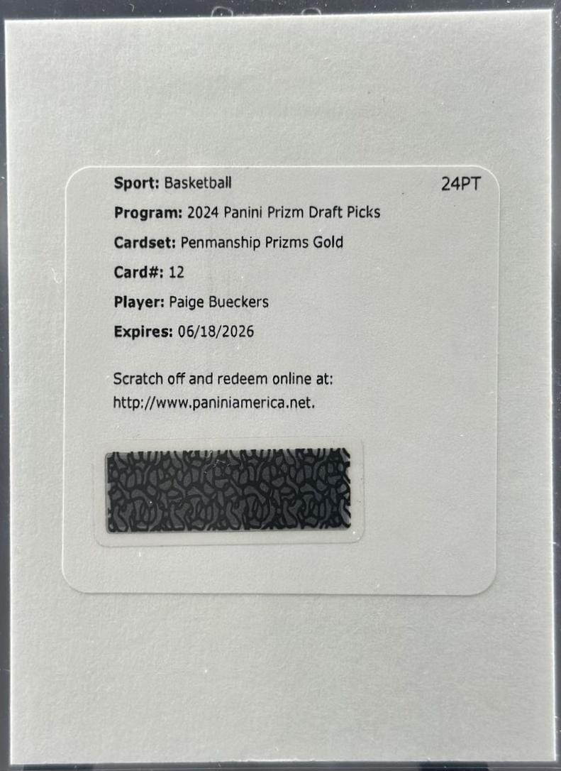 Paige Bueckers [Gold] #12