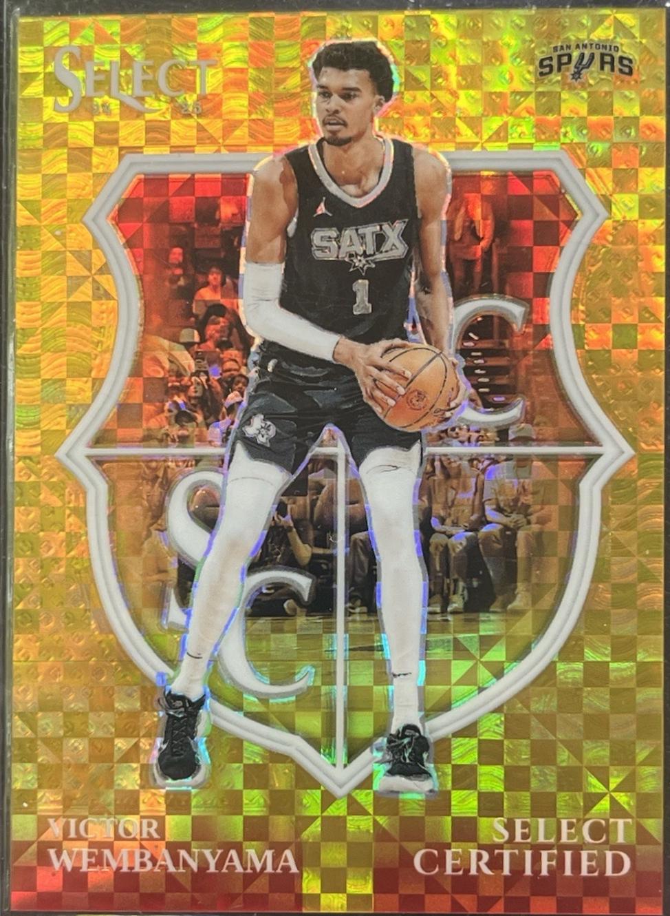 Victor Wembanyama [Gold Prizm] #2