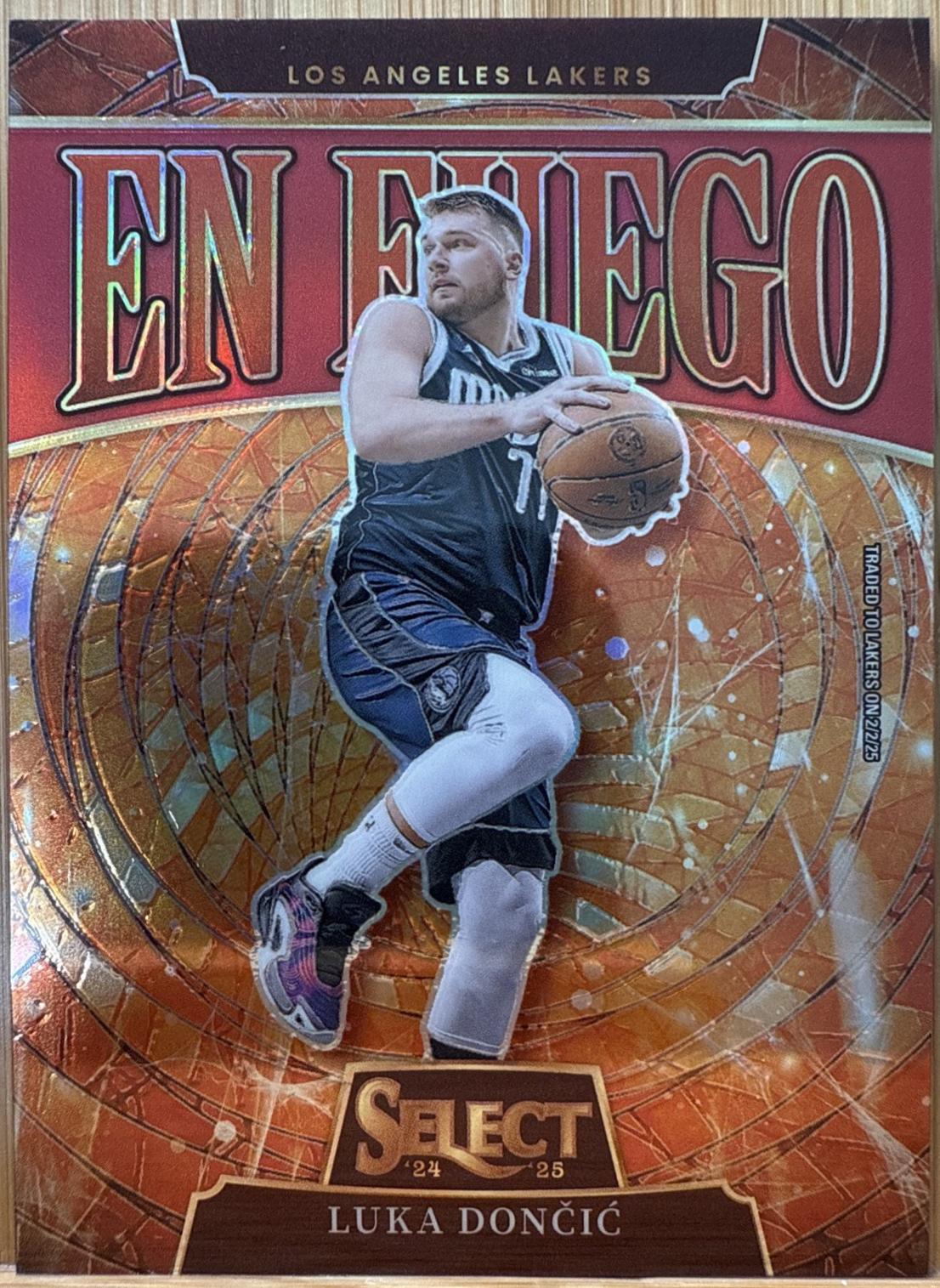 Luka Doncic [Red Prizm] #9
