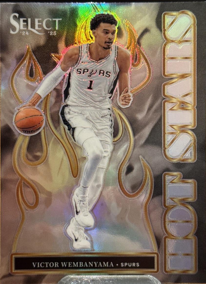 Victor Wembanyama [Silver Prizm] #13