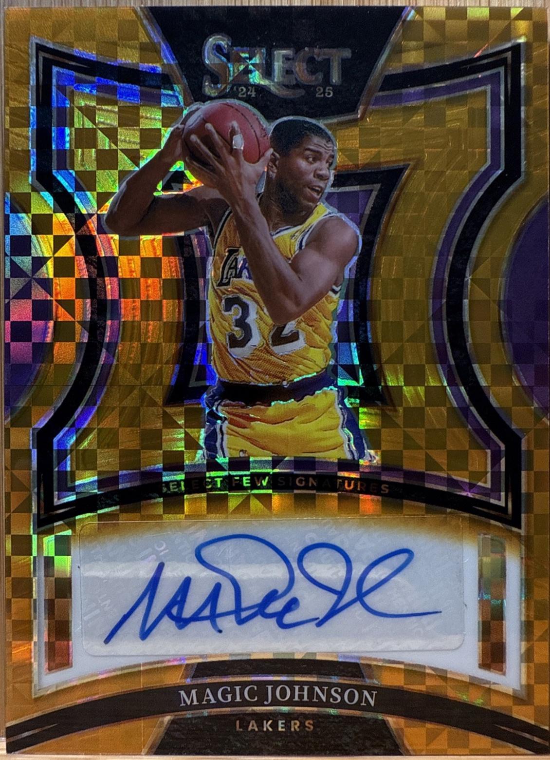 Magic Johnson [Gold Prizm] #7