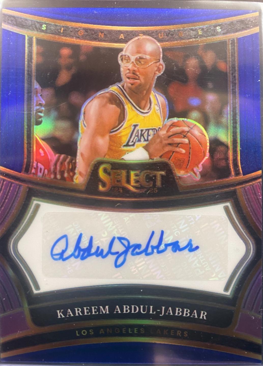 Kareem Abdul-Jabbar [Blue Prizm] #20