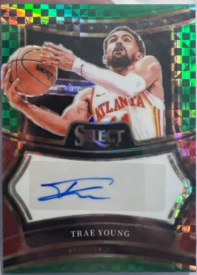 Trae Young [Green Prizm] #8
