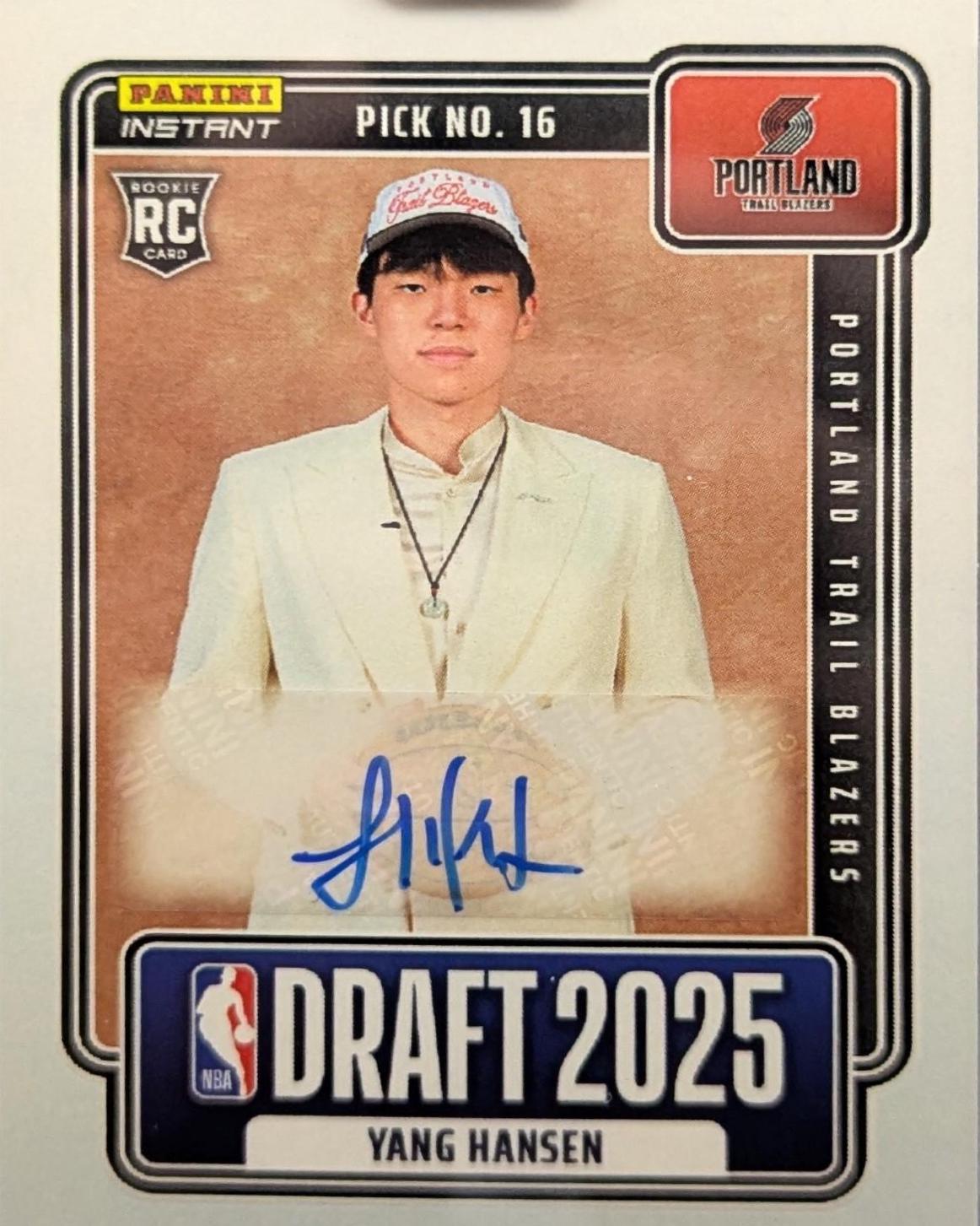 Yang Hansen [Autograph] #NBADN-16