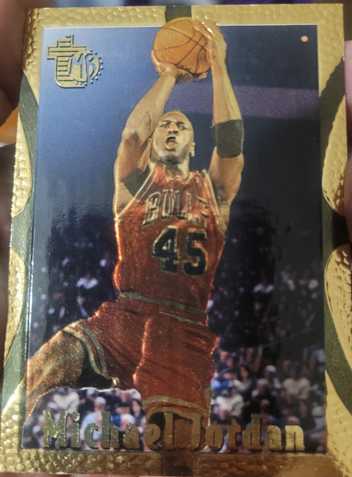Michael Jordan [Gold] #121