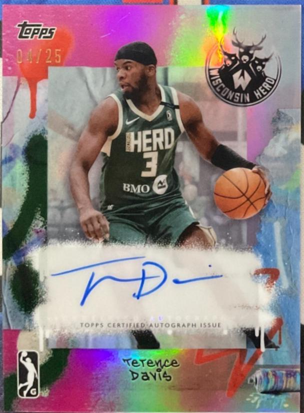 Terence Davis [Pink Refractor] #AU-TD
