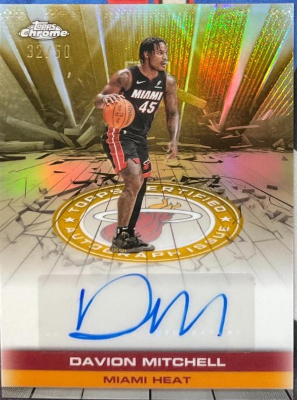 Davion Mitchell [Refractor Gold] #TAU-DM