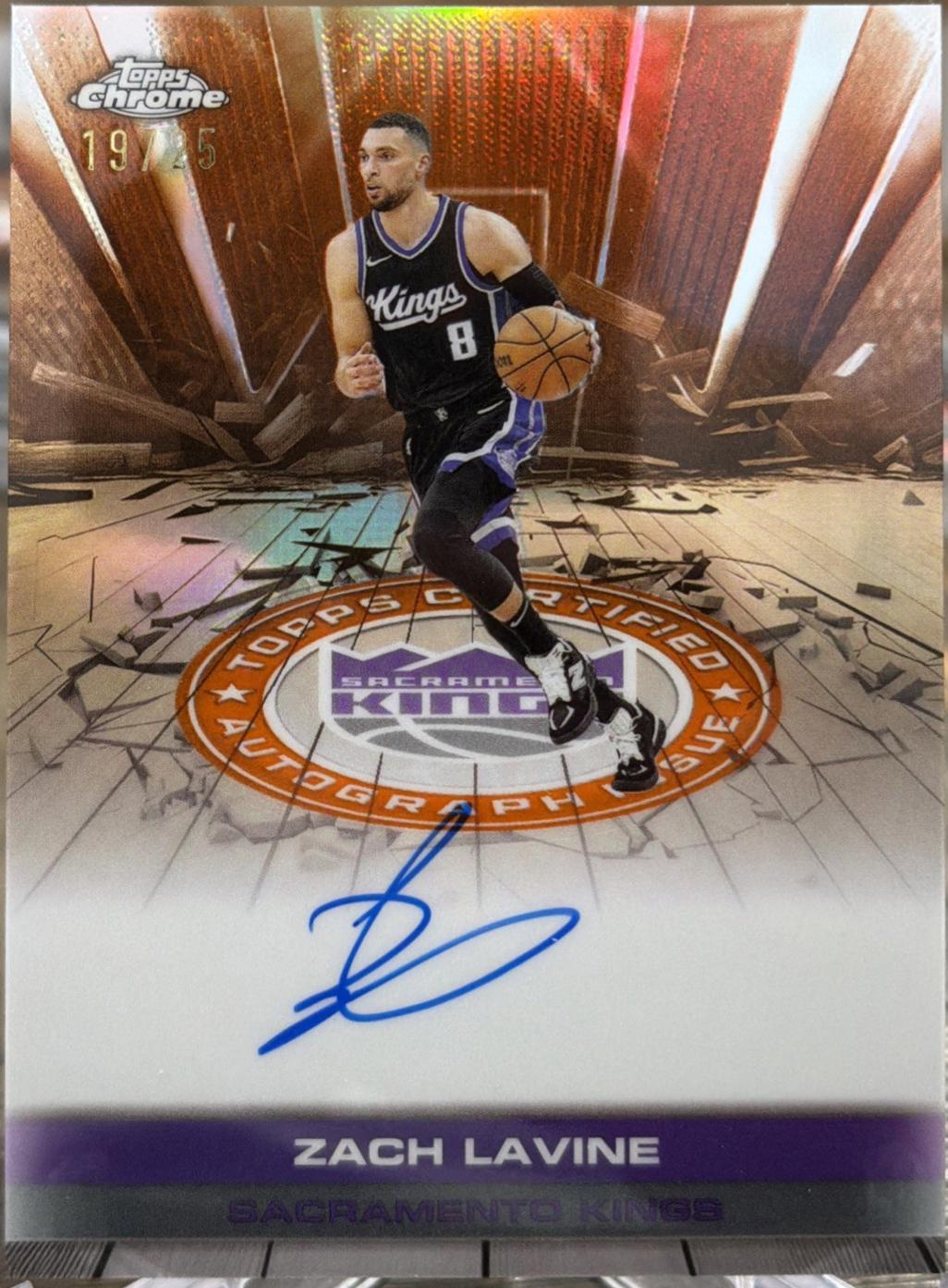 Zach Lavine [Refractor Orange] #TAU-ZL