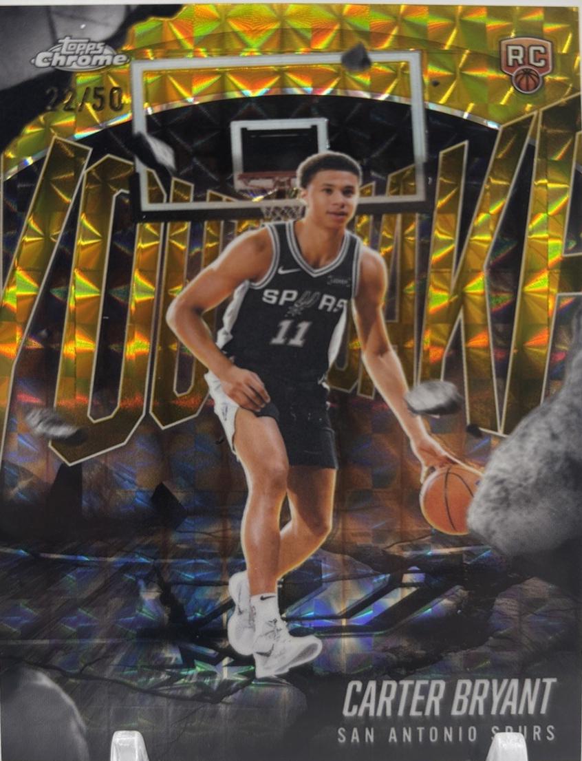 Carter Bryant [Refractor Gold Geometric] #YQ-15