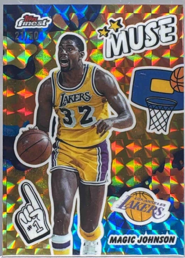 Magic Johnson [Gold Geometric Refractor] #M-3