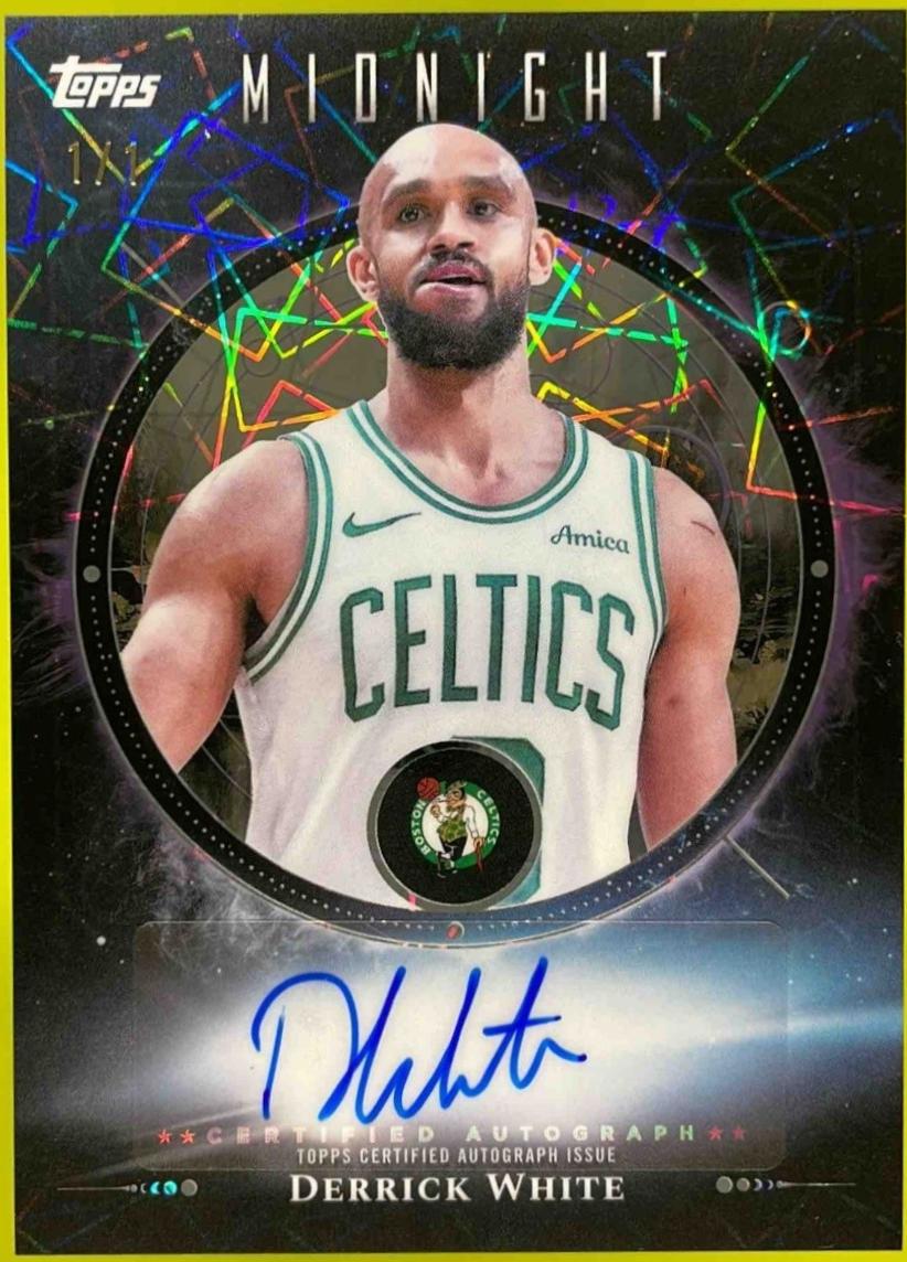 Derrick White [Black Light] #MO-DW