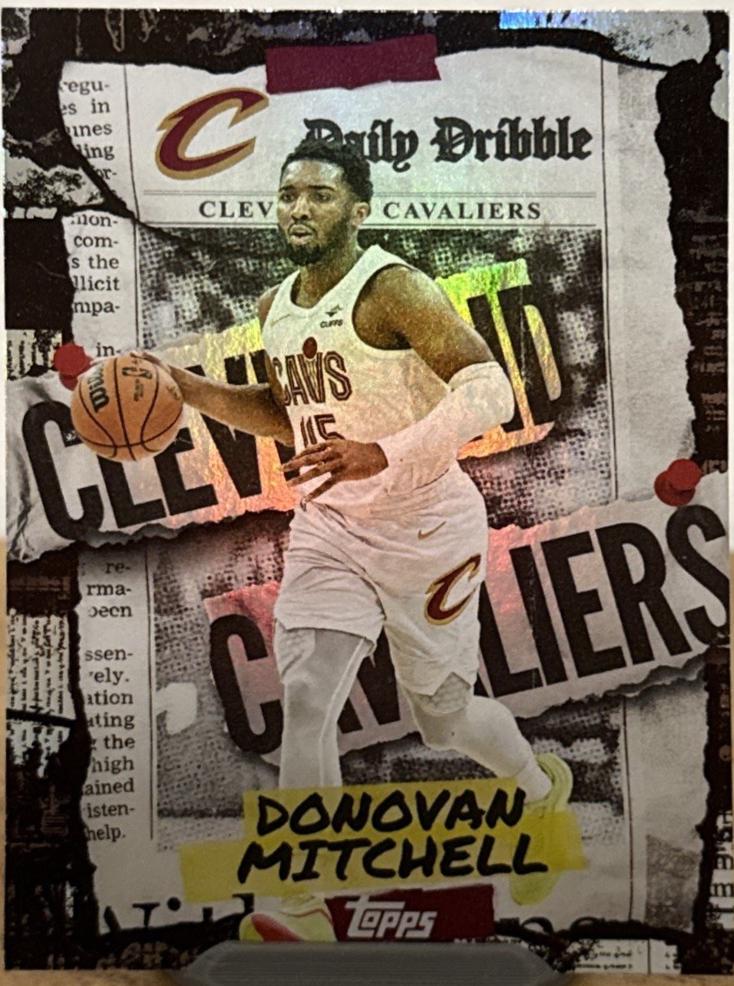 Donovan Mitchell #DD-8