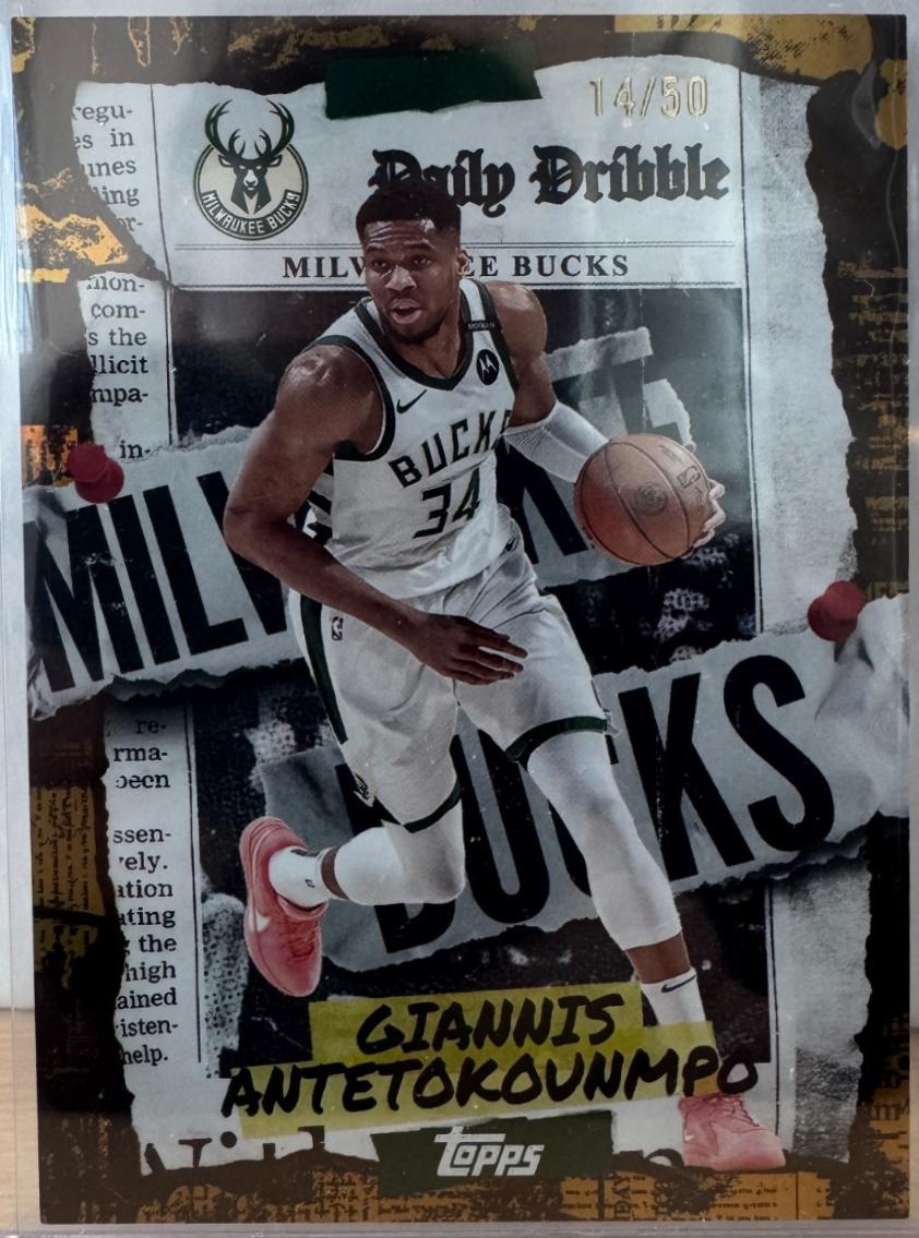 Giannis Antetokounmpo [Gold Rainbow] #DD-5
