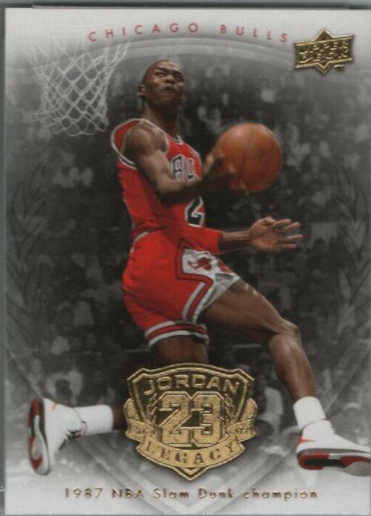 Michael Jordan [Gold] #18