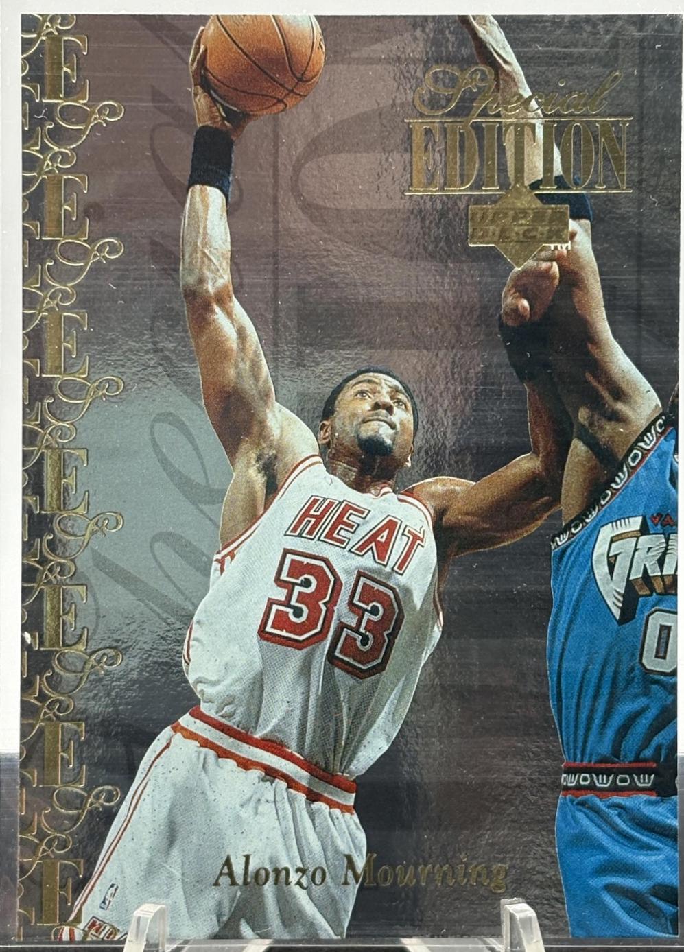 Alonzo Mourning [Electric Court Gold] #SE130