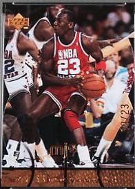Michael Jordan [Gold] #18