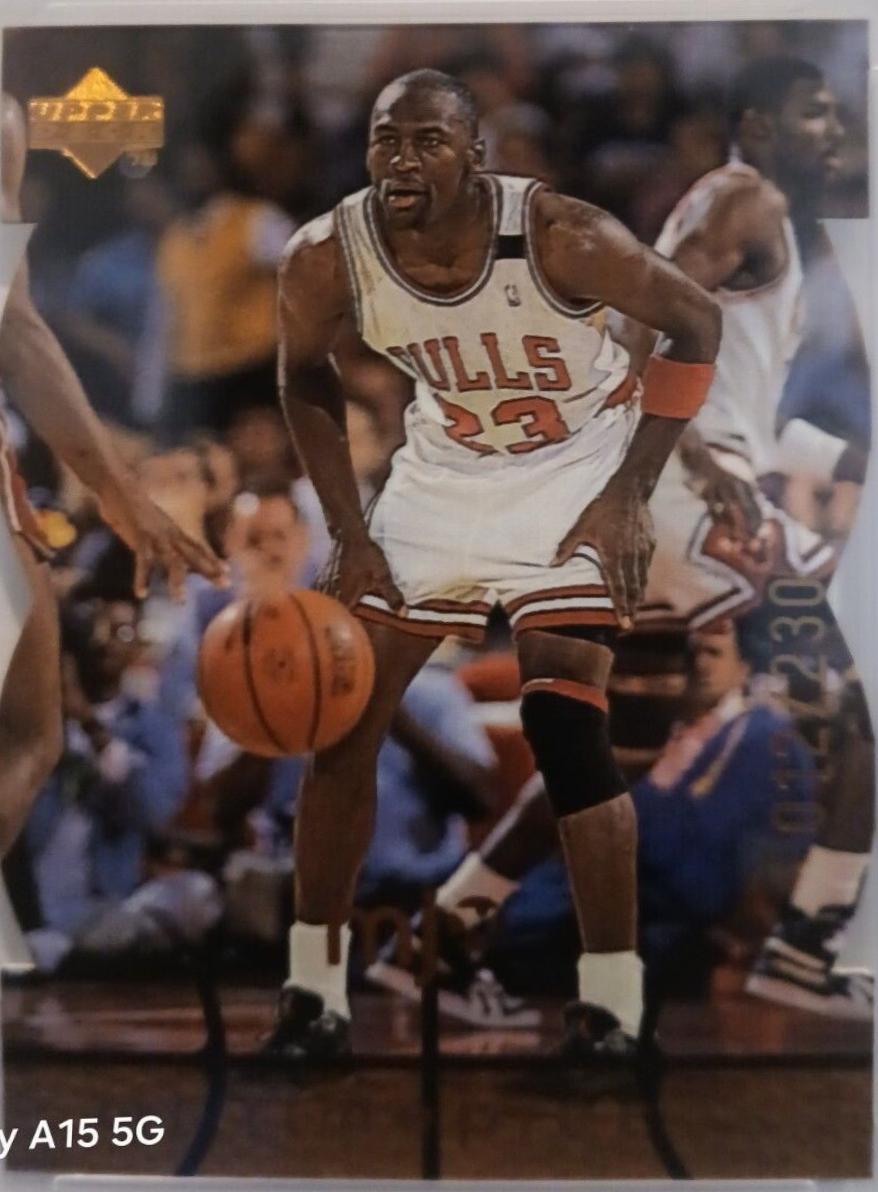 Michael Jordan [Gold] #37