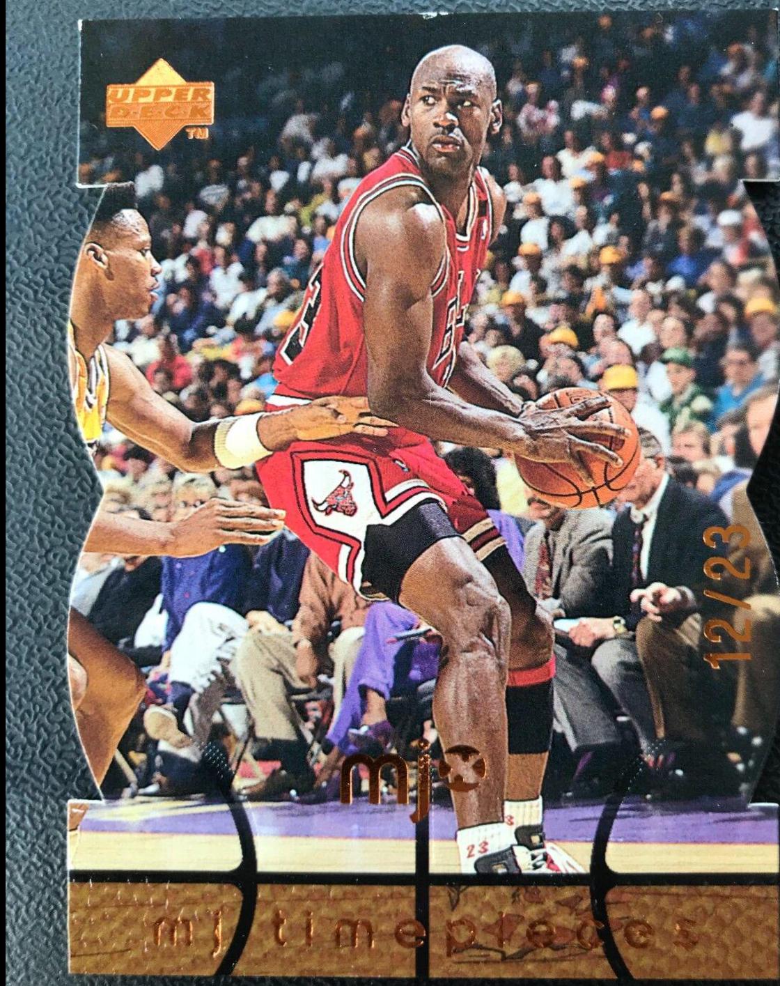 Michael Jordan [Gold] #99