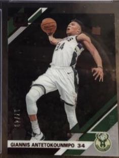 Giannis Antetokounmpo [Red] #25