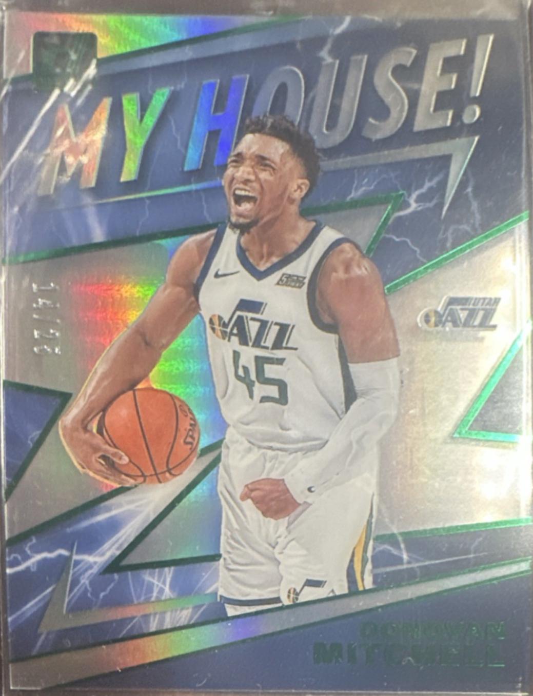 Donovan Mitchell [Green] #8