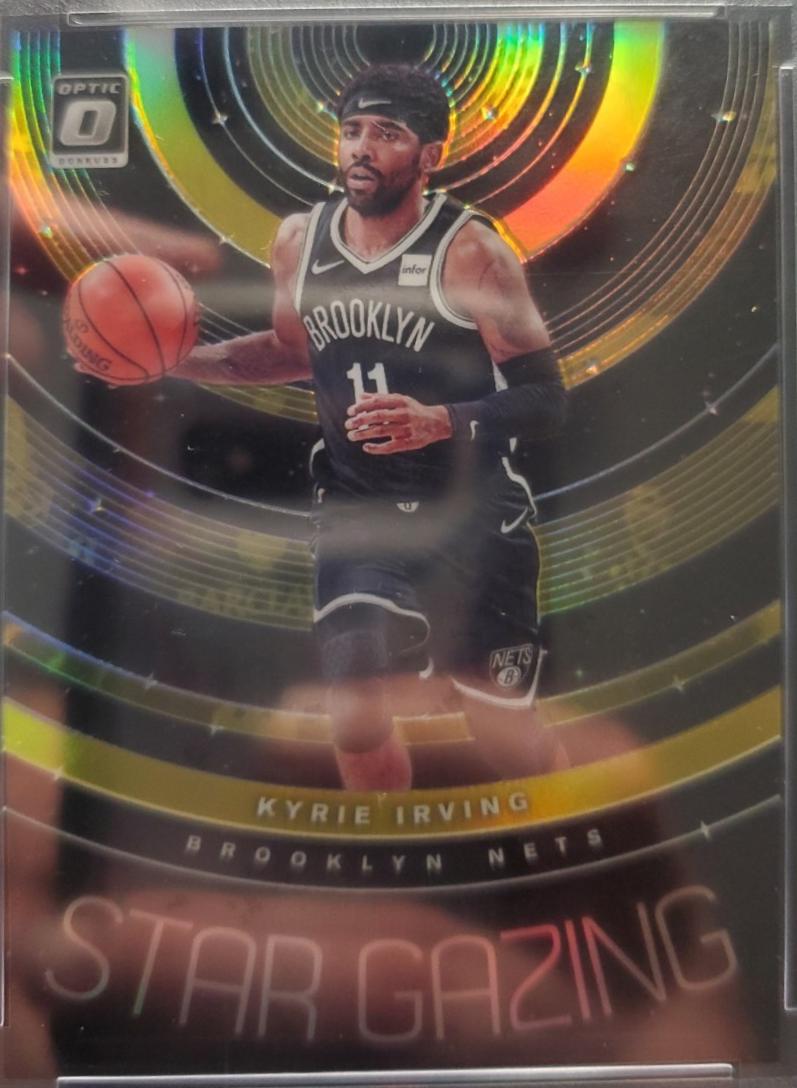 Kyrie Irving [Gold] #10