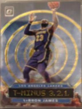 LeBron James [Gold Wave] #9
