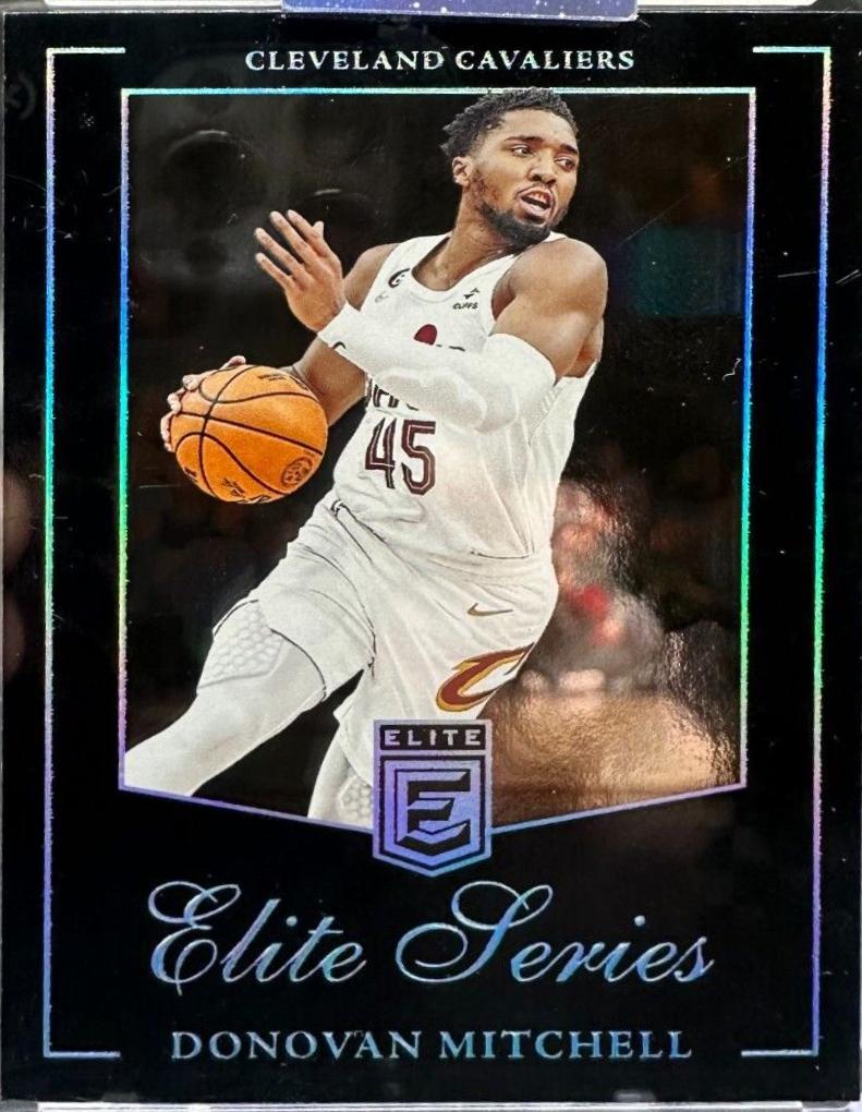 Donovan Mitchell [Black] #11