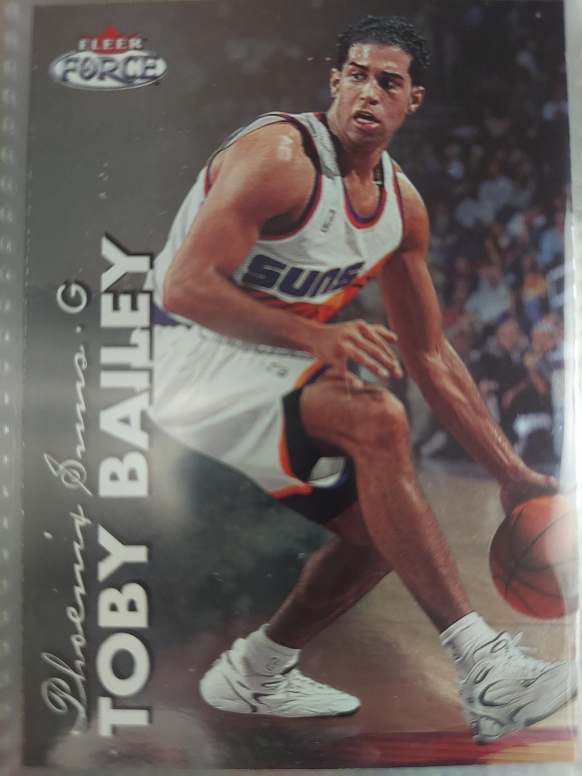Toby Bailey #25