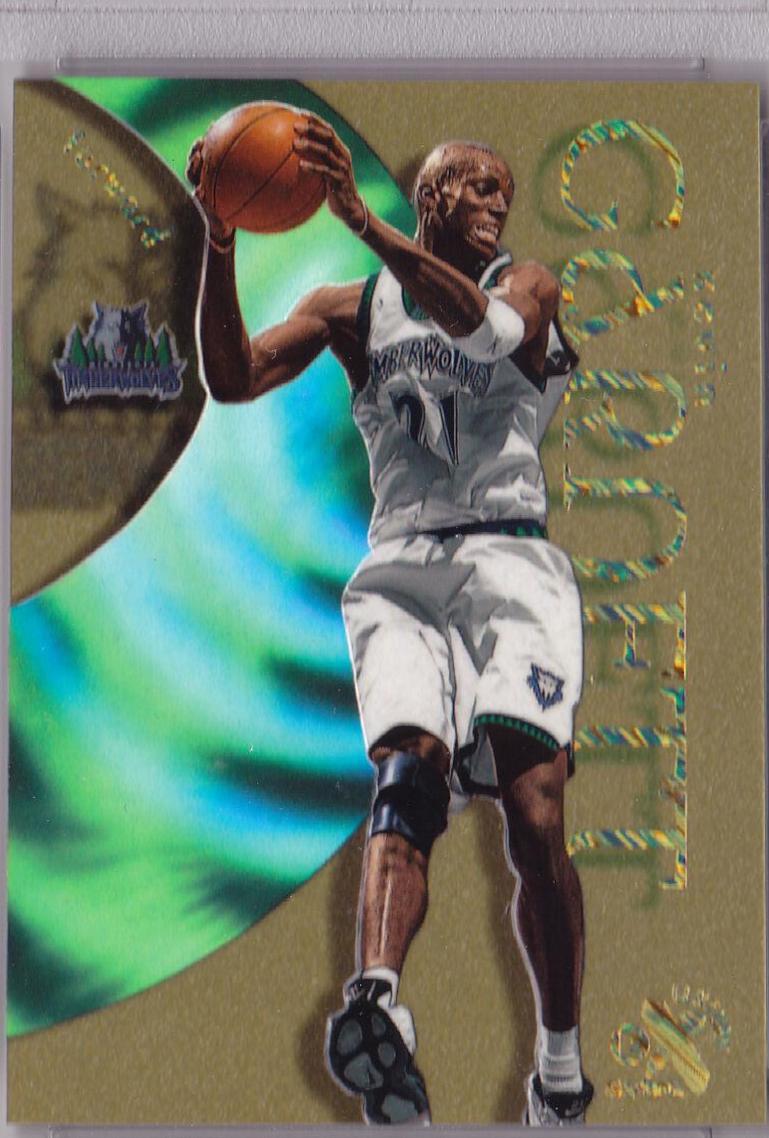 Kevin Garnett [Essential Cred. Future] #13
