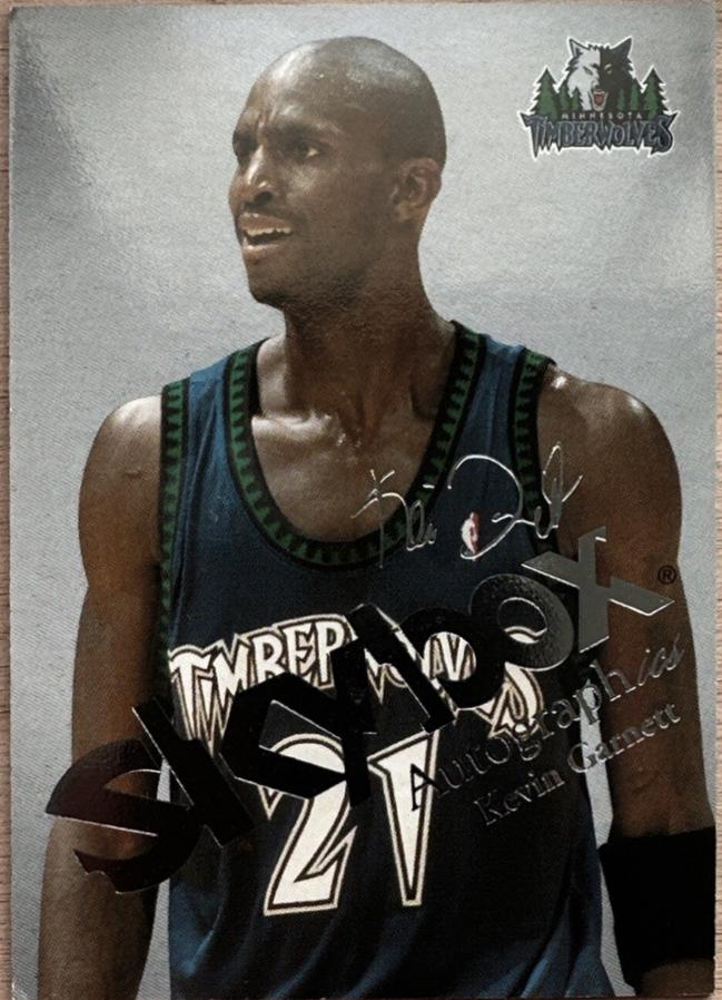 Kevin Garnett [Insignia Silver] #25