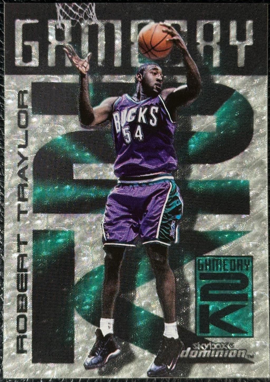 Robert Traylor #19