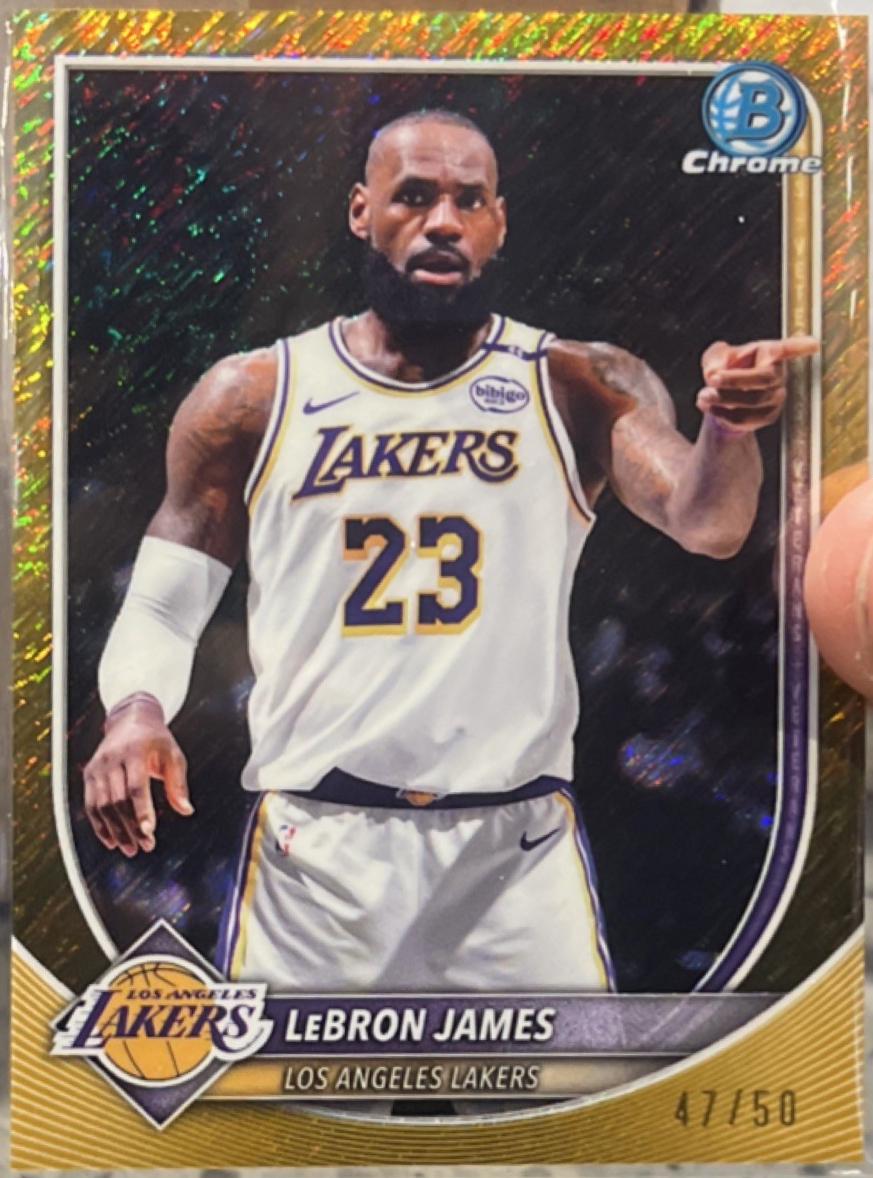 LeBron James [Gold Shimmer Refractor] #BCV-121