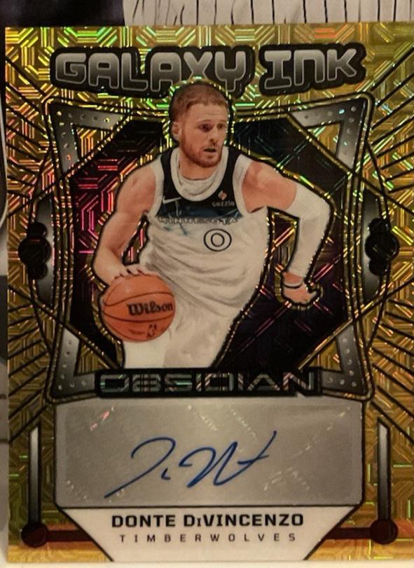 Donte DiVincenzo [Gold] #GI-DDV