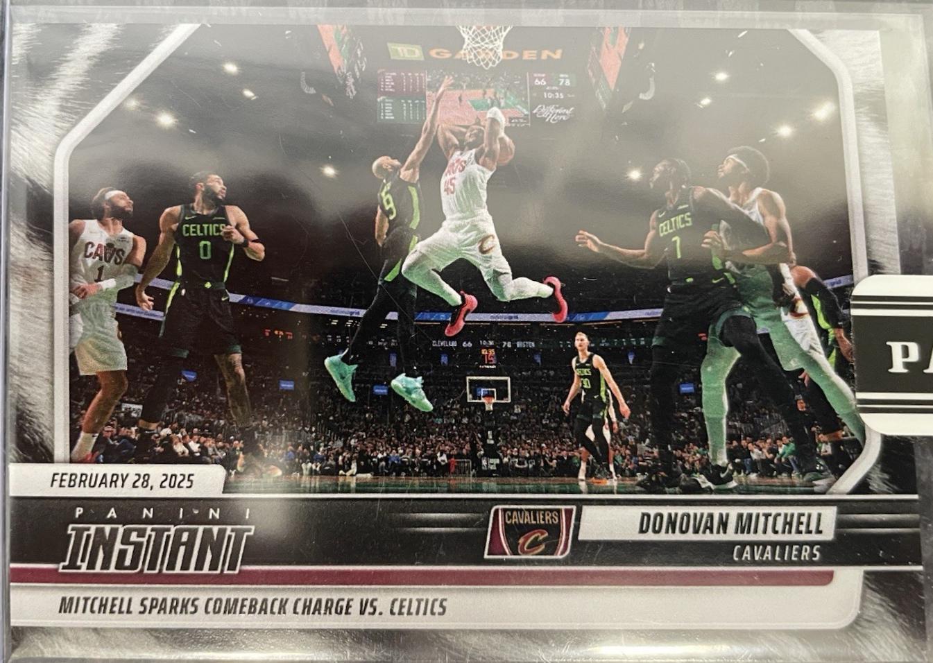 Donovan Mitchell [White] #387