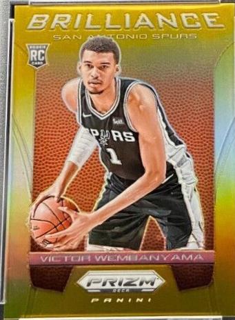 Victor Wembanyama [Gold] #17