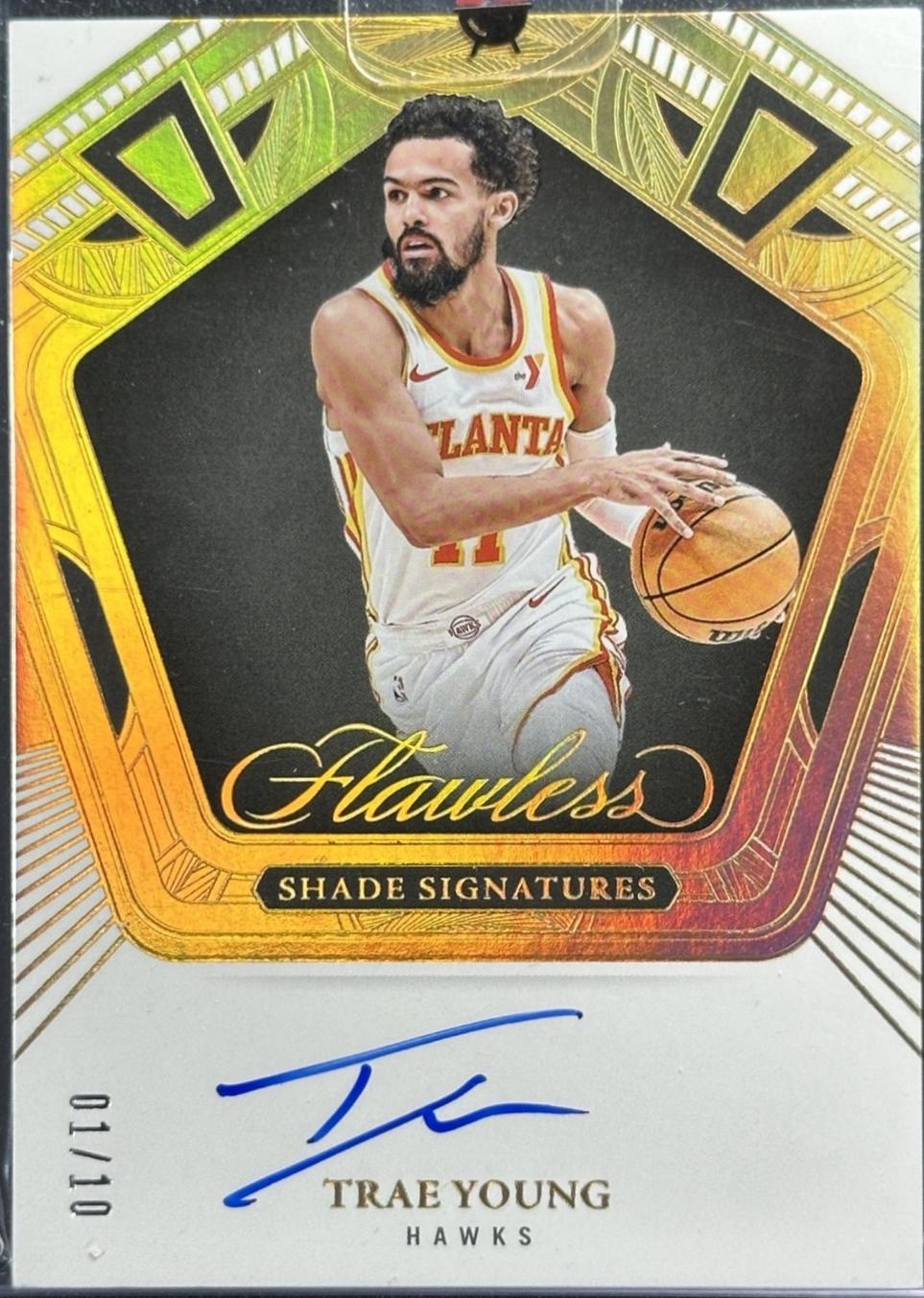 Trae Young [Gold] #30