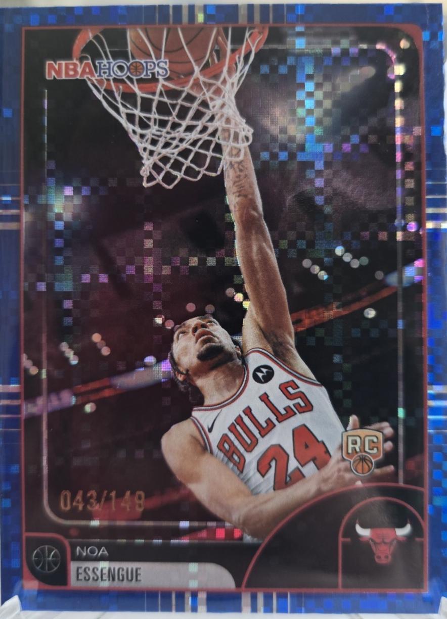Noa Essengue [Blue Basketball Refractor] #262