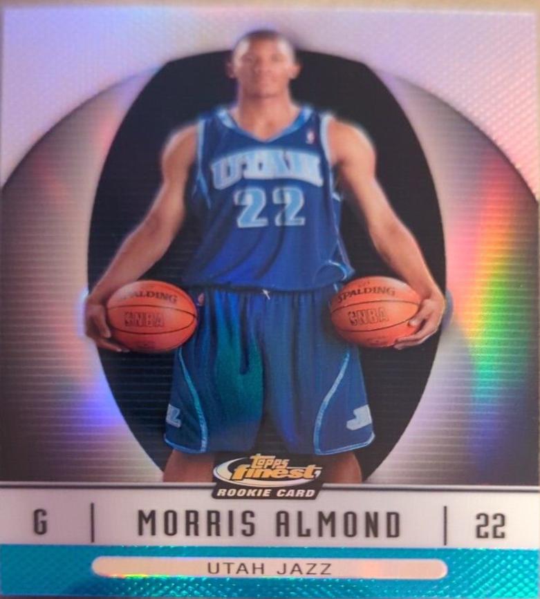 Morris Almond [Blue Refractor] #125