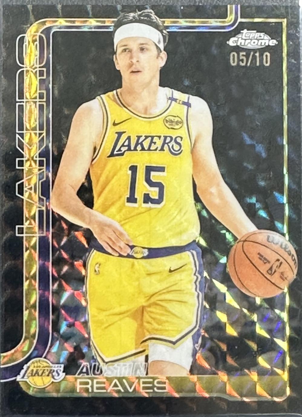 Austin Reaves [Black Geometric Refractor] #126