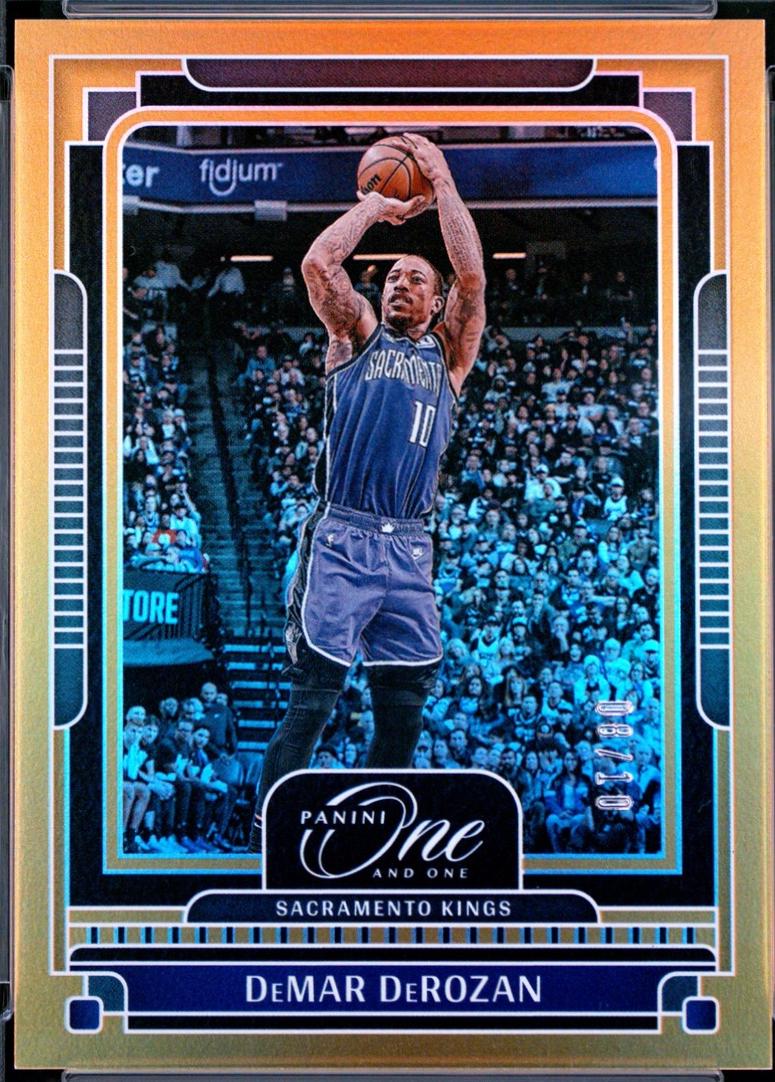 DeMar DeRozan [Gold] #72